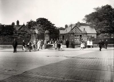 Botanic Gardens Main Entrance Queen Margaret Drive Glasgow Early 1900s
