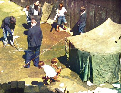 Boys playing in a Townhead Back Court, Glasgow Late 1940s or early 1950s
