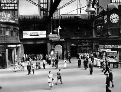 Central Station Glasgow 1955
Central Station Glasgow 1955
Schlüsselwörter: Central Station Glasgow 1955