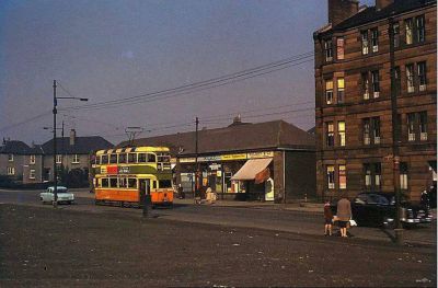 Old Hawthorn Street Glasgow & The Shops
