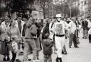 Filename=Robert_the_Robot__Argyle_Street_Glasgow_1993.jpg
Filesize=203KiB
Dimensions=1600x1104
Date added=Oct 11, 2021 Robert_the_Robot__Argyle_Street_Glasgow_1993.jpg